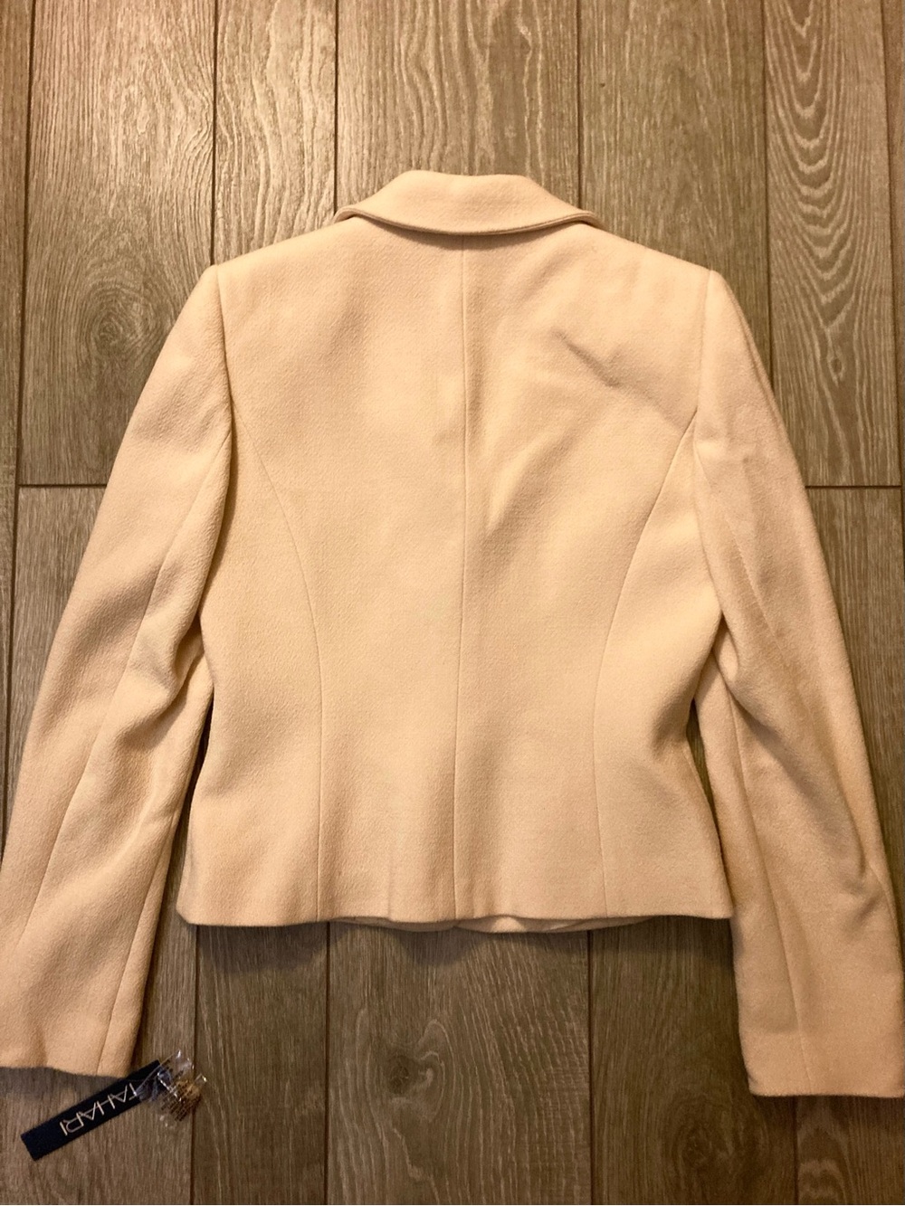 Tahari Butter Yellow Wool Skirt Suit Blazer with Twist Pocket Detail NWT - Picture 5 of 13